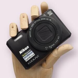 Nikon Coolpix S7000 Digital Camera | 16MP | Black